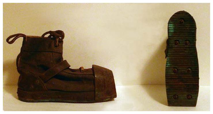 SAFETY BOOTS (3)